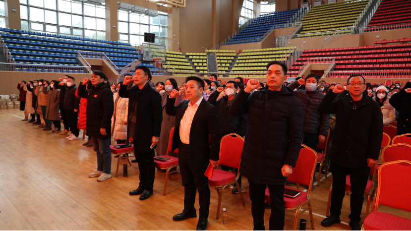 【芷兰实验学校投稿】走向师德新高地——常德芷兰实验学校举行师德师风专题培训 - 副本403.png