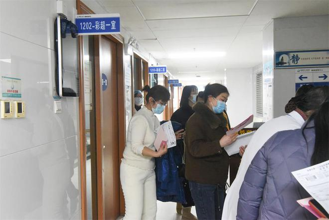 1000名女职工受益！常德市总工会联合市第一人民医院开展“两癌”免费筛查活动621.png