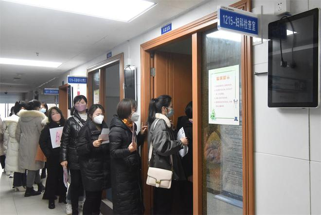 1000名女职工受益！常德市总工会联合市第一人民医院开展“两癌”免费筛查活动619.png