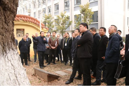 湖南省71名中学校长到常德市一中“取经”117.png