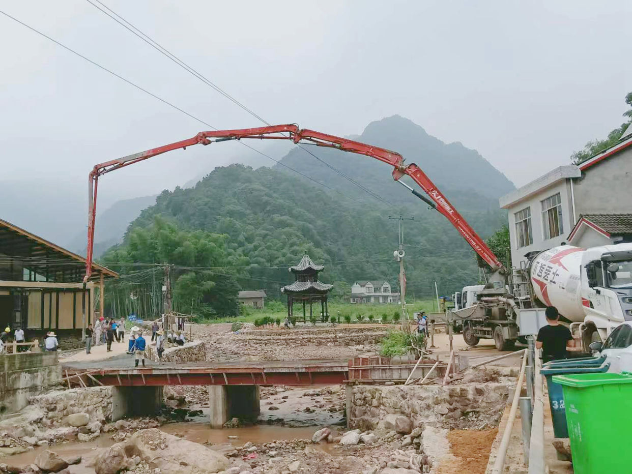 省国资委、湘煤集团等援建三王村.jpg