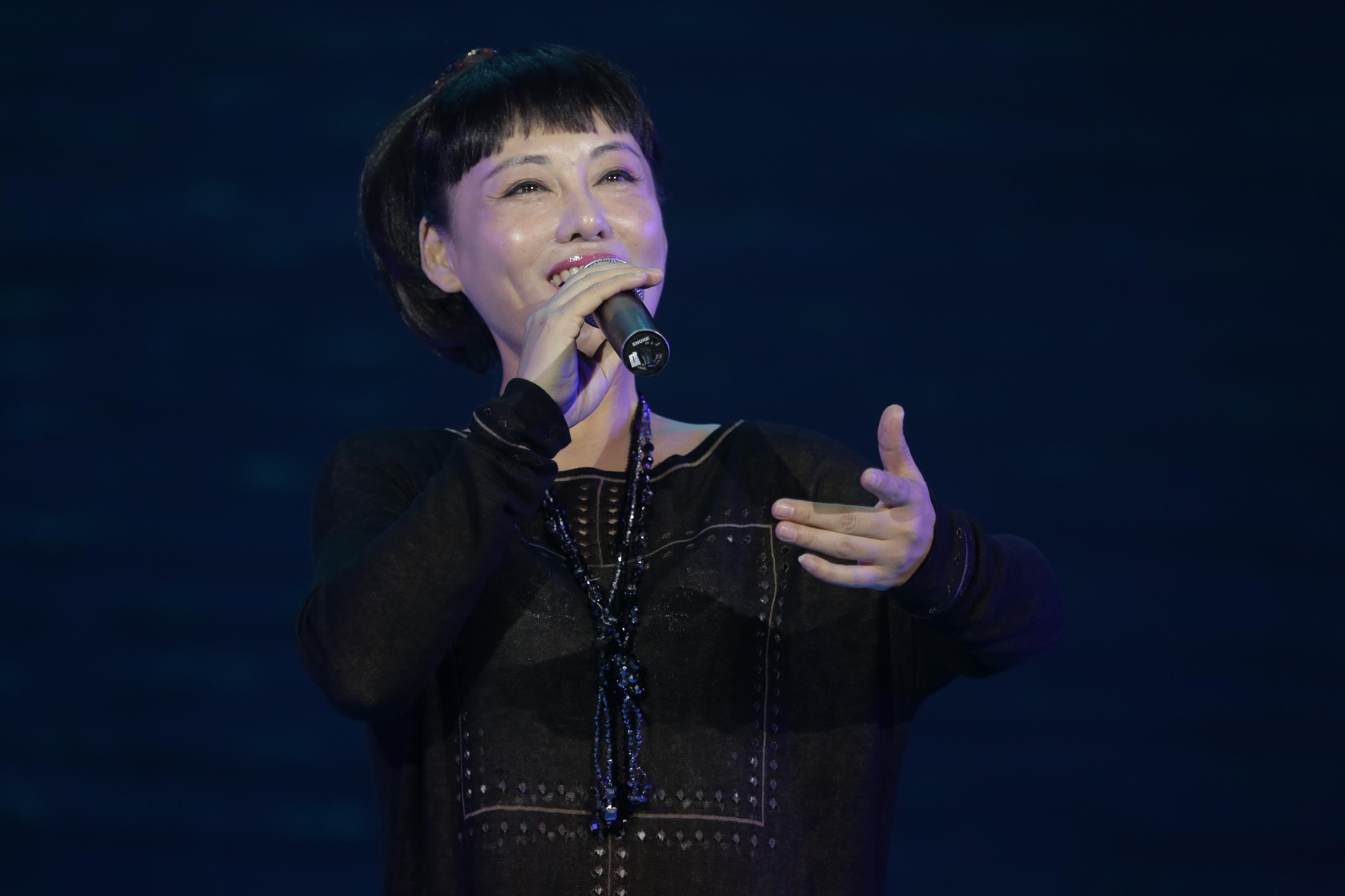 著名歌唱家廖昌永献唱湖南新地集团10周年晚会