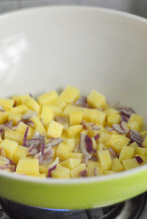 土豆玉米浓汤的做法步骤：4