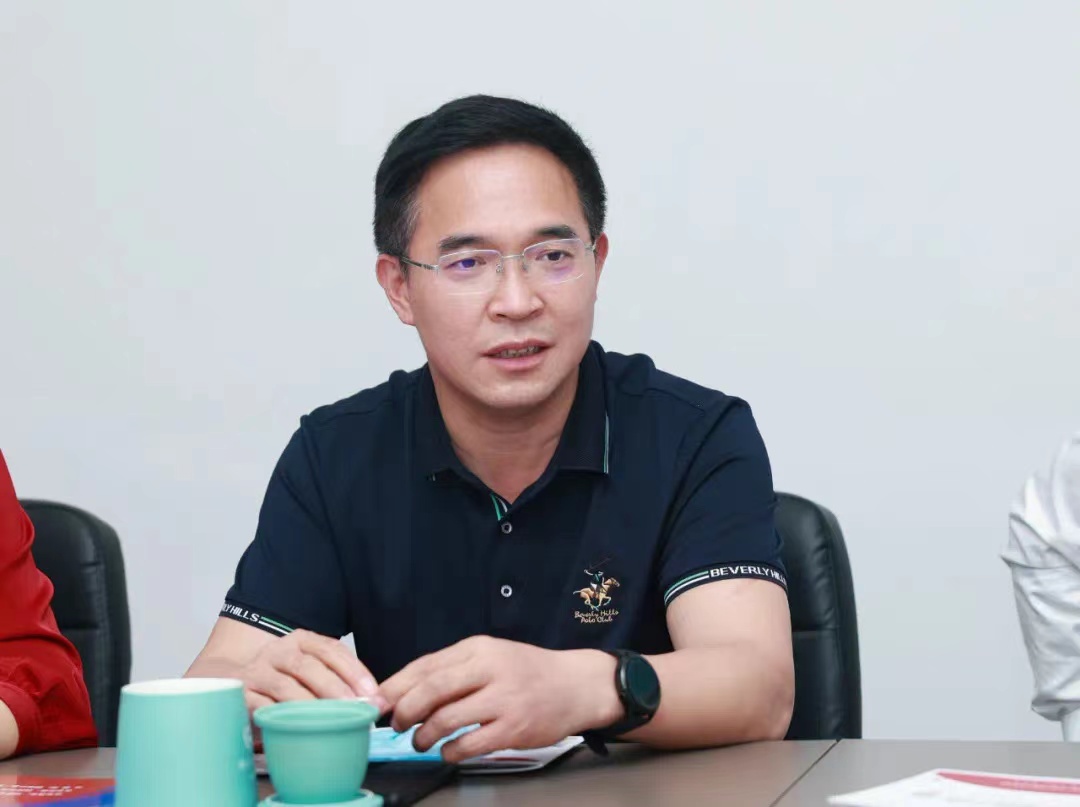 座谈会上,长沙市开福区区委常委,宣传部长张红民高度认可了"湘报严选"