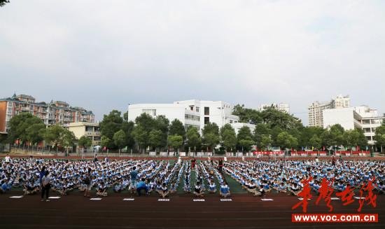 9.19传承红色基因，赓续红色血脉——湘潭市中小学纪念红军长征胜利80周年巡回画展启动仪式隆重举行_mmexport1474206925181.jpg