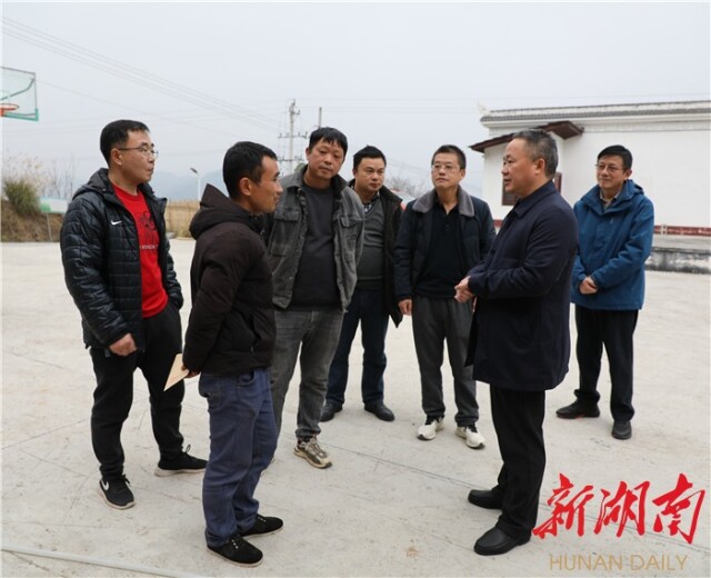湘西州卫健委开展春节走访慰问活动
