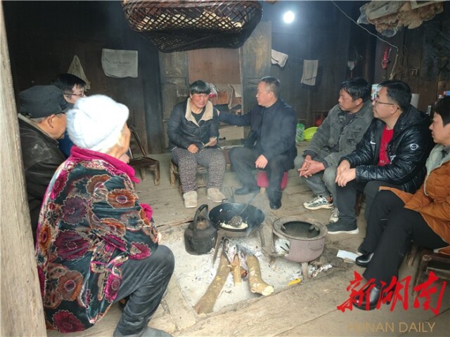 湘西州卫健委开展春节走访慰问活动