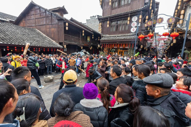 图集丨湘西边城：景区里年味浓、人气旺