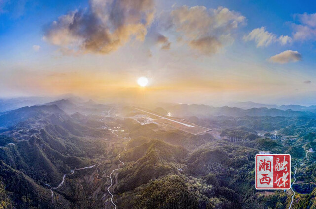 湘西边城机场圆满完成飞行程序模拟机验证