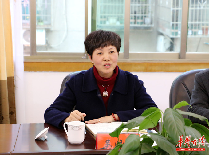 平江县人大常委会副主任吴姣姣一行到县人民检察院调研指导