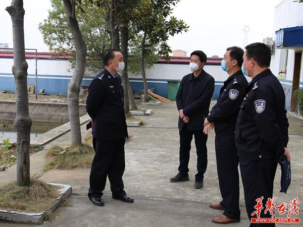湘阴县副县长,公安局党委书记,局长范征督导杨林寨,新泉,岭北等派出所
