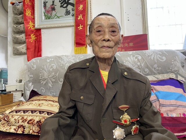 100岁老兵凌南清： 失散红军的传奇人生