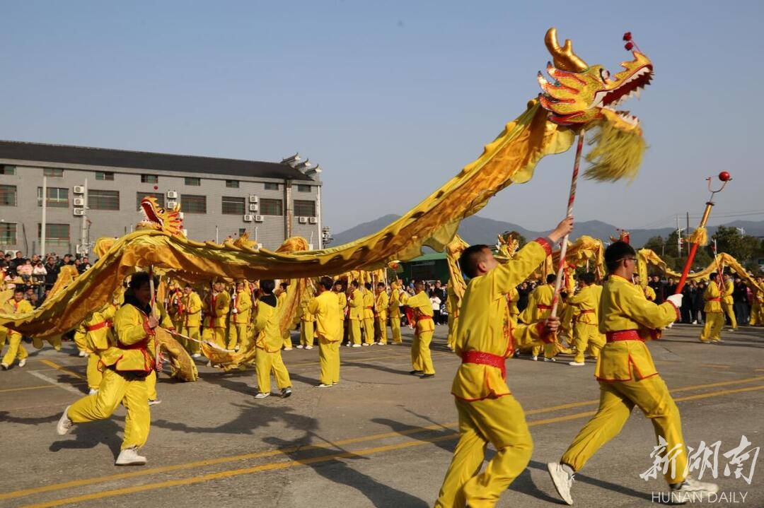 闹元宵③丨“龙游”汨罗江畔！ “舞动”文化振兴！