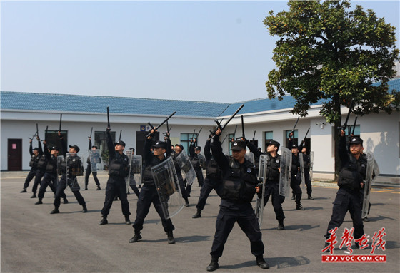 特警演习汇报.JPG