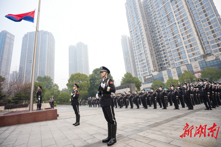 株洲市公安局举行系列活动庆祝第三个中国人民警察节