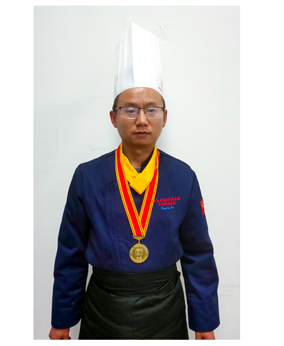 湖南省商业技师学院教师获第三届中国青年名厨精英赛（华中赛区）特金奖